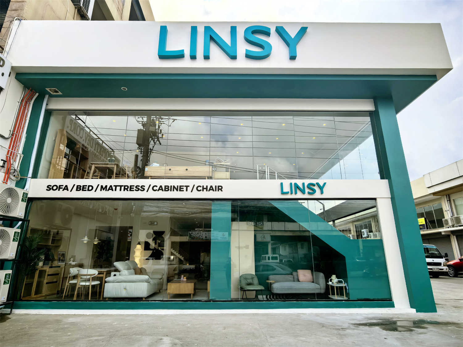 LINSY Shop in the Phillipines